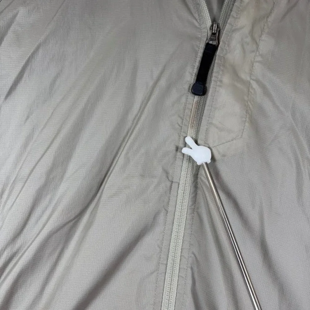 L.L. Bean stain zipper